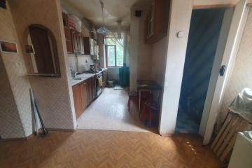Фото №1: 2-комнатная квартира 42 м², 2/2 эт. - Краснодар, мкр. Хлопчато-бумажный Комбинат, ул. Лизы Чайкиной, 9