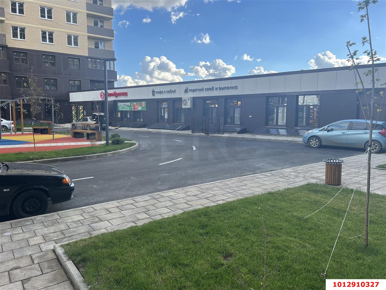 Фото №5: Торговое помещение 36&nbsp;м², 1/16&nbsp;эт. - Краснодар, Прикубанский внутригородской округ, мкр. жилой комплекс Ракурс, ул. имени Героя Ростовского, 8к7