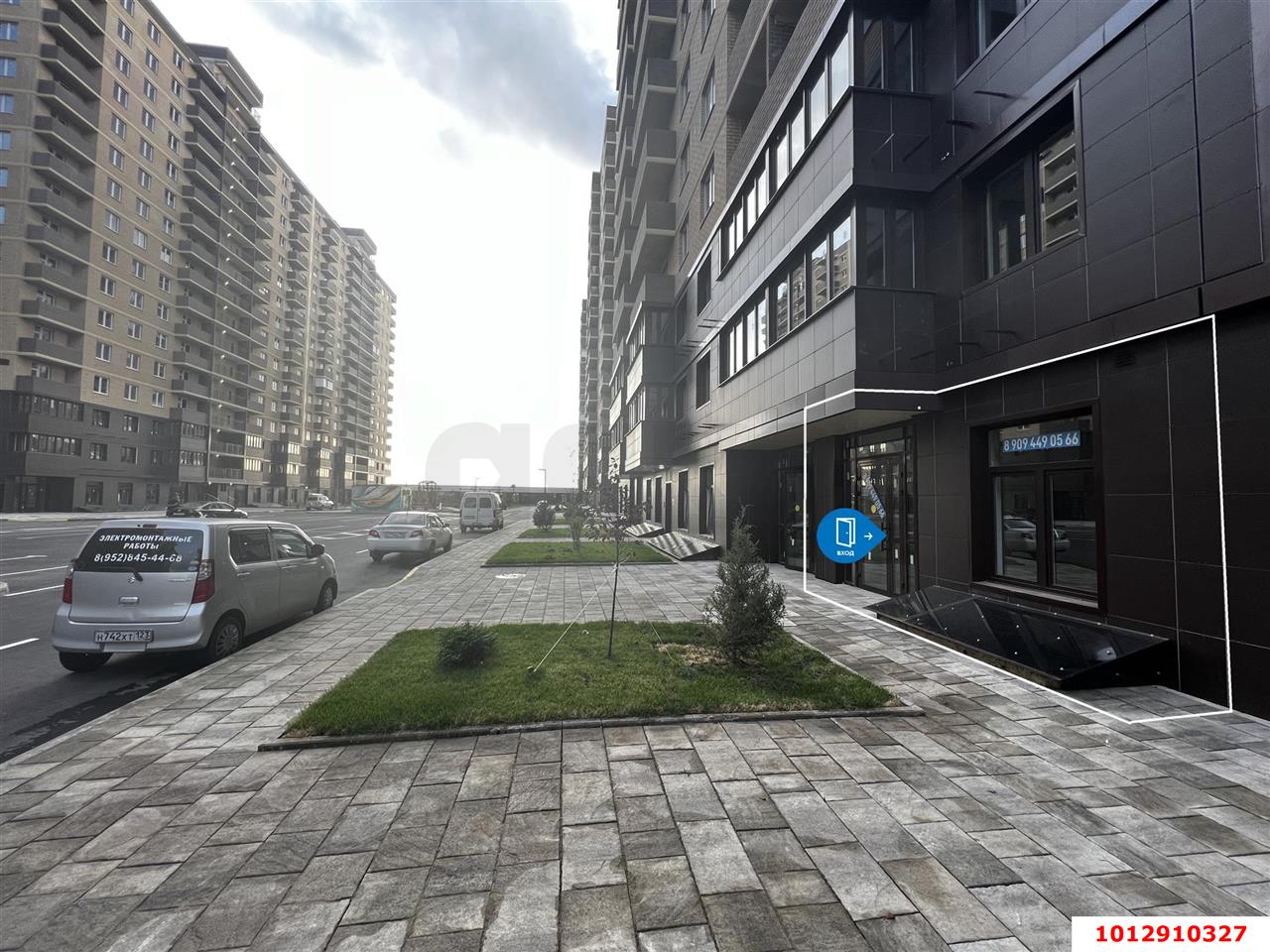 Фото №3: Торговое помещение 36&nbsp;м², 1/16&nbsp;эт. - Краснодар, Прикубанский внутригородской округ, мкр. жилой комплекс Ракурс, ул. имени Героя Ростовского, 8к7