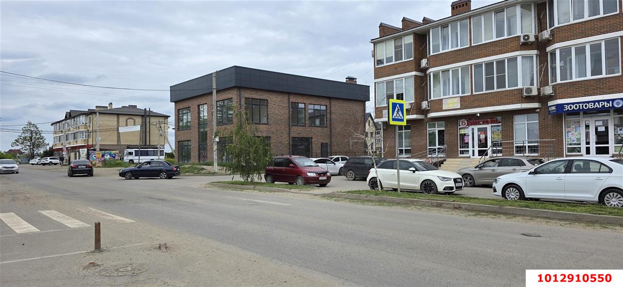 Фото №10: Торговое помещение 118&nbsp;м², 1/5&nbsp;эт. - Краснодар, Прикубанский внутригородской округ, мкр. ЖК Британия, ул. Измаильская, 74к1