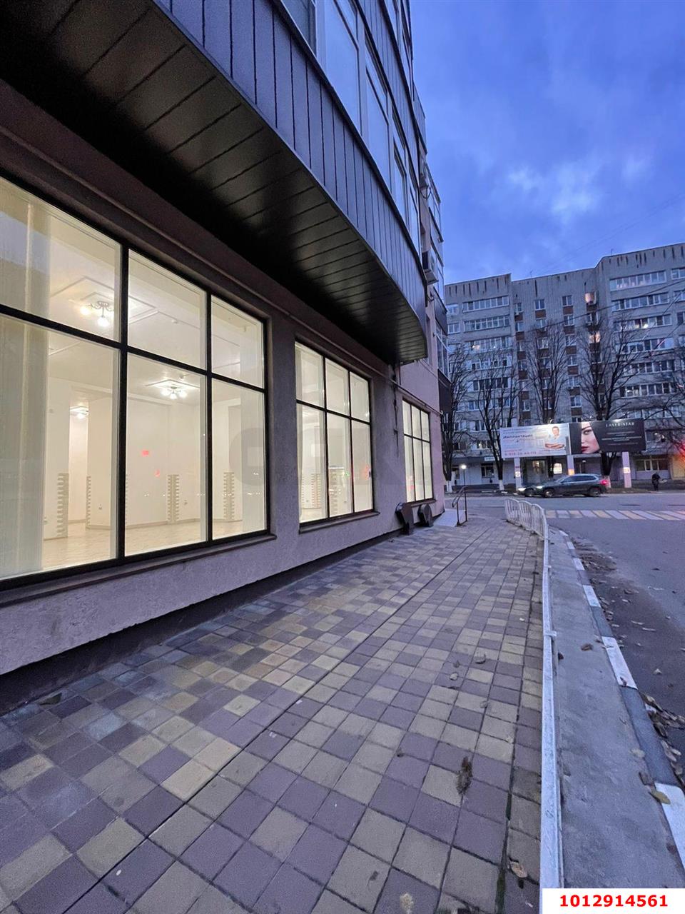 Фото №10: Торговое помещение 197&nbsp;м², 1/4&nbsp;эт. - Армавир, мкр. Родина, ул. Советской Армии, 33