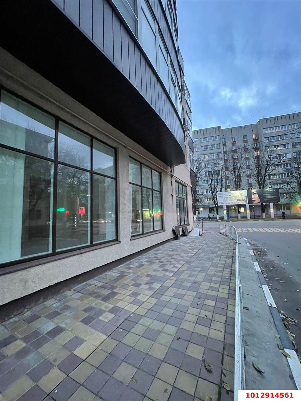 Фото №11: Торговое помещение 197&nbsp;м², 1/4&nbsp;эт. - Армавир, мкр. Родина, ул. Советской Армии, 33