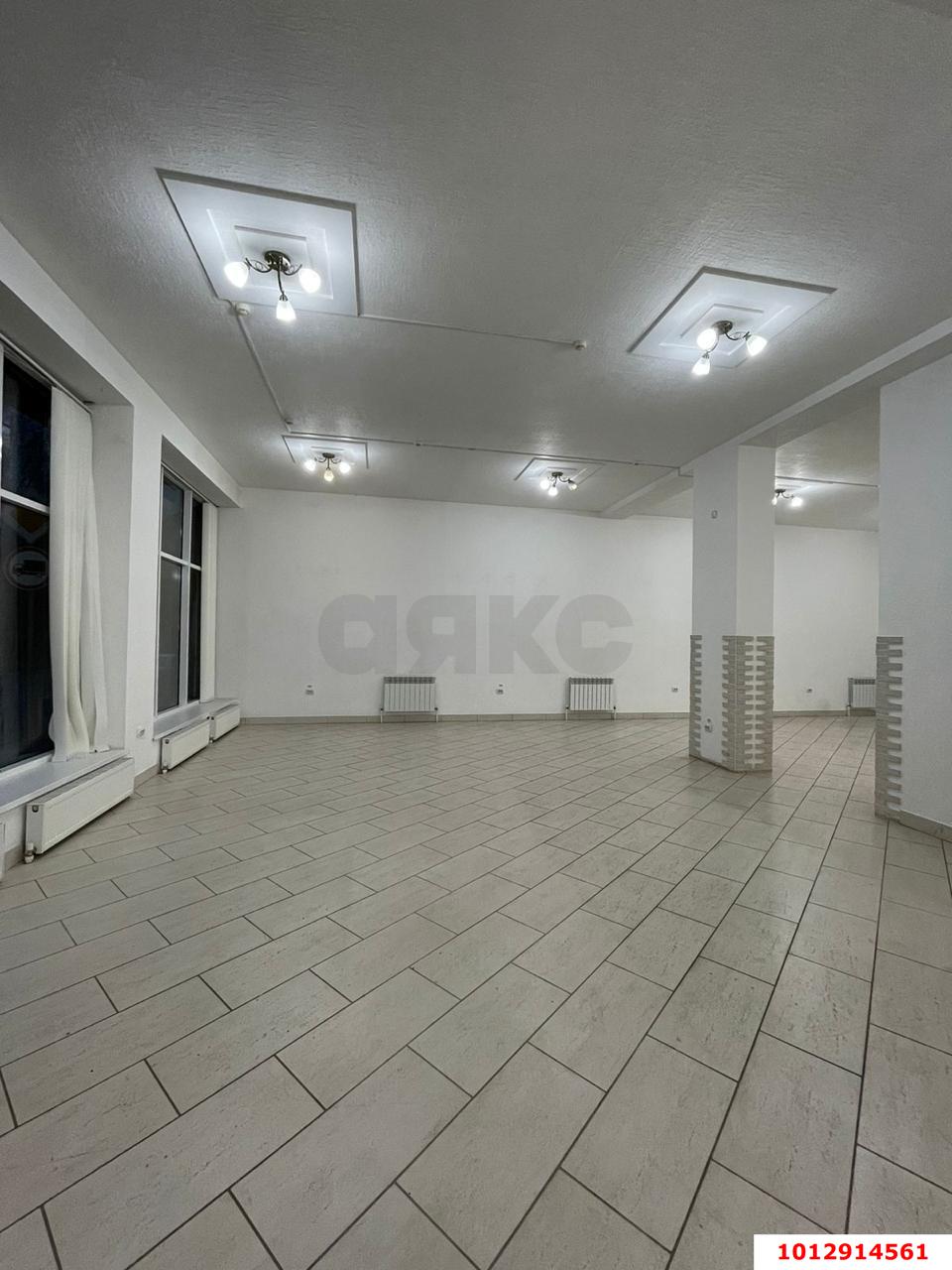 Фото №7: Торговое помещение 197&nbsp;м², 1/4&nbsp;эт. - Армавир, мкр. Родина, ул. Советской Армии, 33