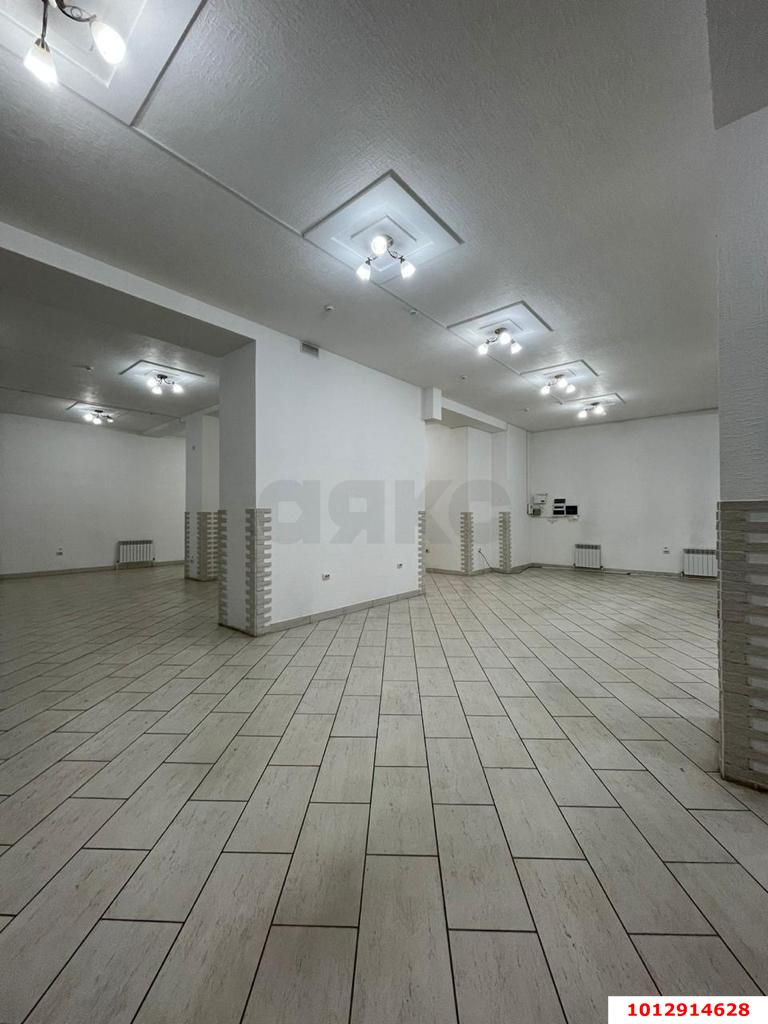 Фото №7: Торговое помещение 197&nbsp;м², 1/4&nbsp;эт. - Армавир, мкр. Родина, ул. Советской Армии, 36