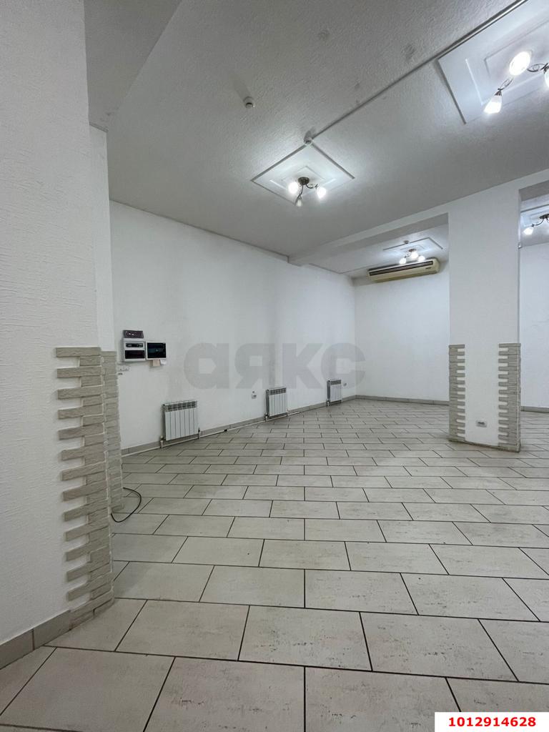 Фото №8: Торговое помещение 197&nbsp;м², 1/4&nbsp;эт. - Армавир, мкр. Родина, ул. Советской Армии, 36