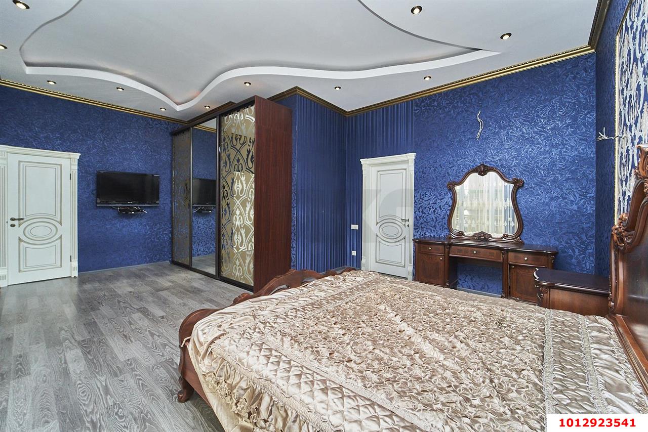 Фото №31: Дом 500&nbsp;м² + 8&nbsp;сот., 3&nbsp;эт. - Краснодар, Прикубанский внутригородской округ, Фестивальный, мкр. Солнечный
