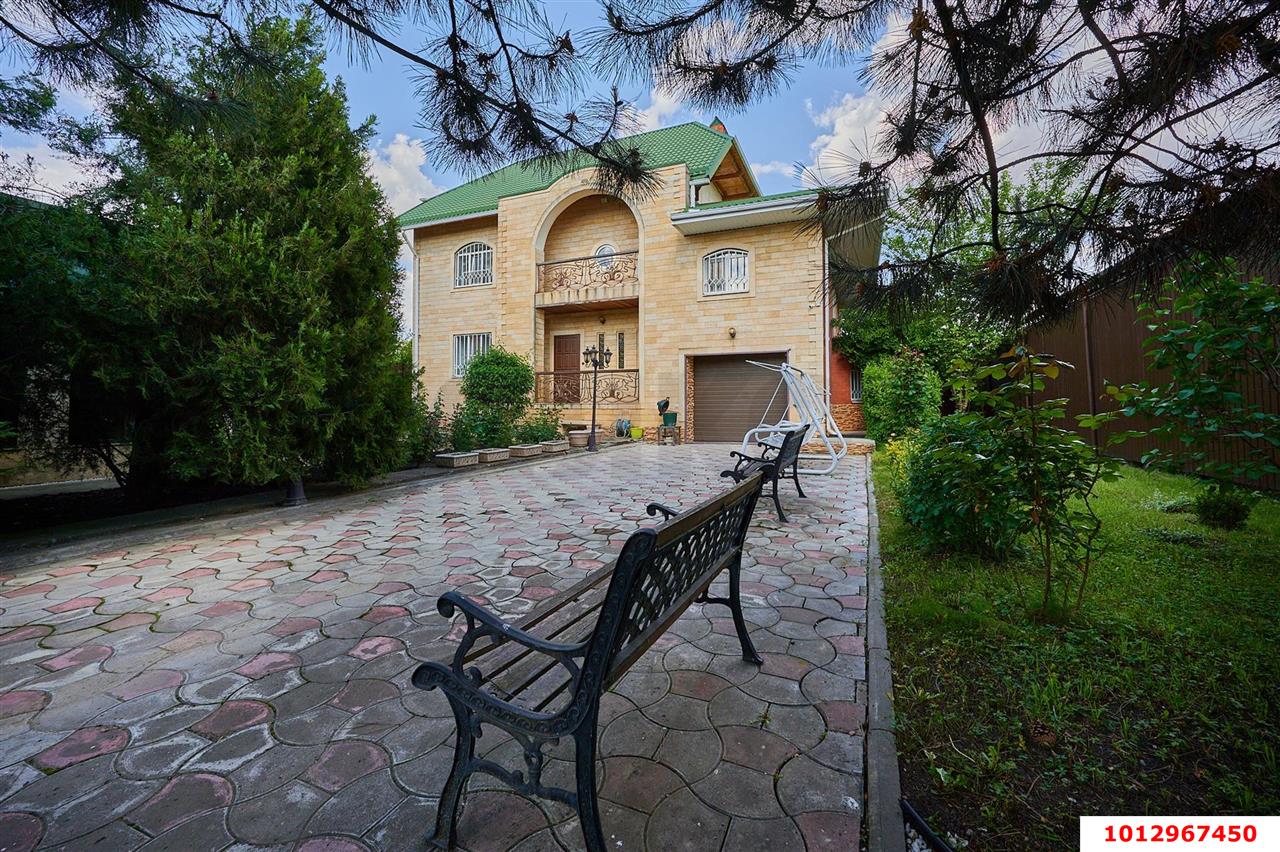 Фото №2: Дом 321&nbsp;м² + 10.27&nbsp;сот., 3&nbsp;эт. - Краснодар, Прикубанский внутригородской округ, мкр. имени Н.И. Вавилова, ул. А.В. Дёмина, 37