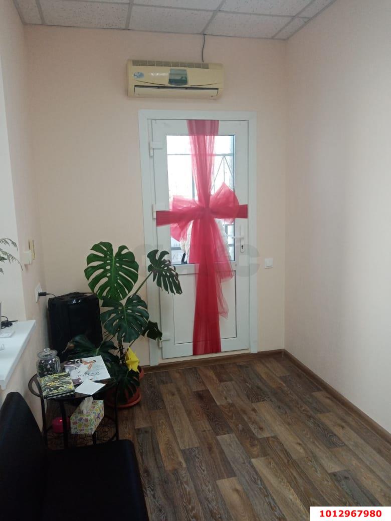Фото №2: Отдельное здание 638&nbsp;м², 3&nbsp;эт. - Ленина, мкр. Карасунский внутригородской округ, ул. Ореховая, 25