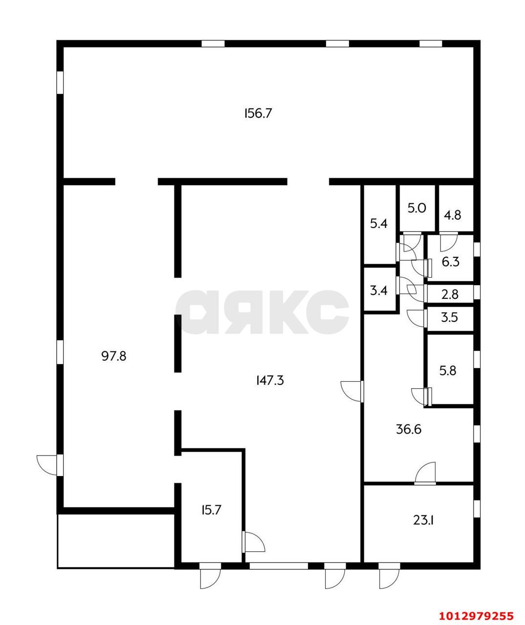 Фото №4: Торговое помещение 514&nbsp;м², 1/2&nbsp;эт. - Геленджик, мкр. Магилат, ул. Сурикова, 42