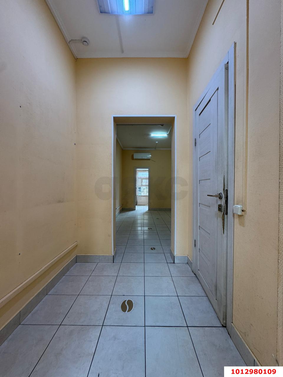 Фото №12: Торговое помещение 63&nbsp;м², 1/25&nbsp;эт. - Краснодар, Прикубанский внутригородской округ, мкр. 40 лет Победы, ул. имени 40-летия Победы