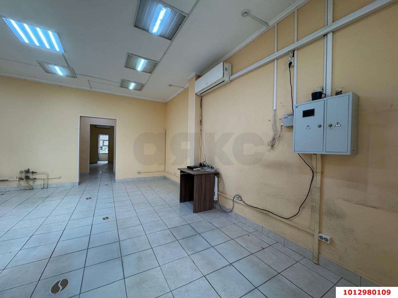 Фото №7: Торговое помещение 63&nbsp;м², 1/25&nbsp;эт. - Краснодар, Прикубанский внутригородской округ, мкр. 40 лет Победы, ул. имени 40-летия Победы