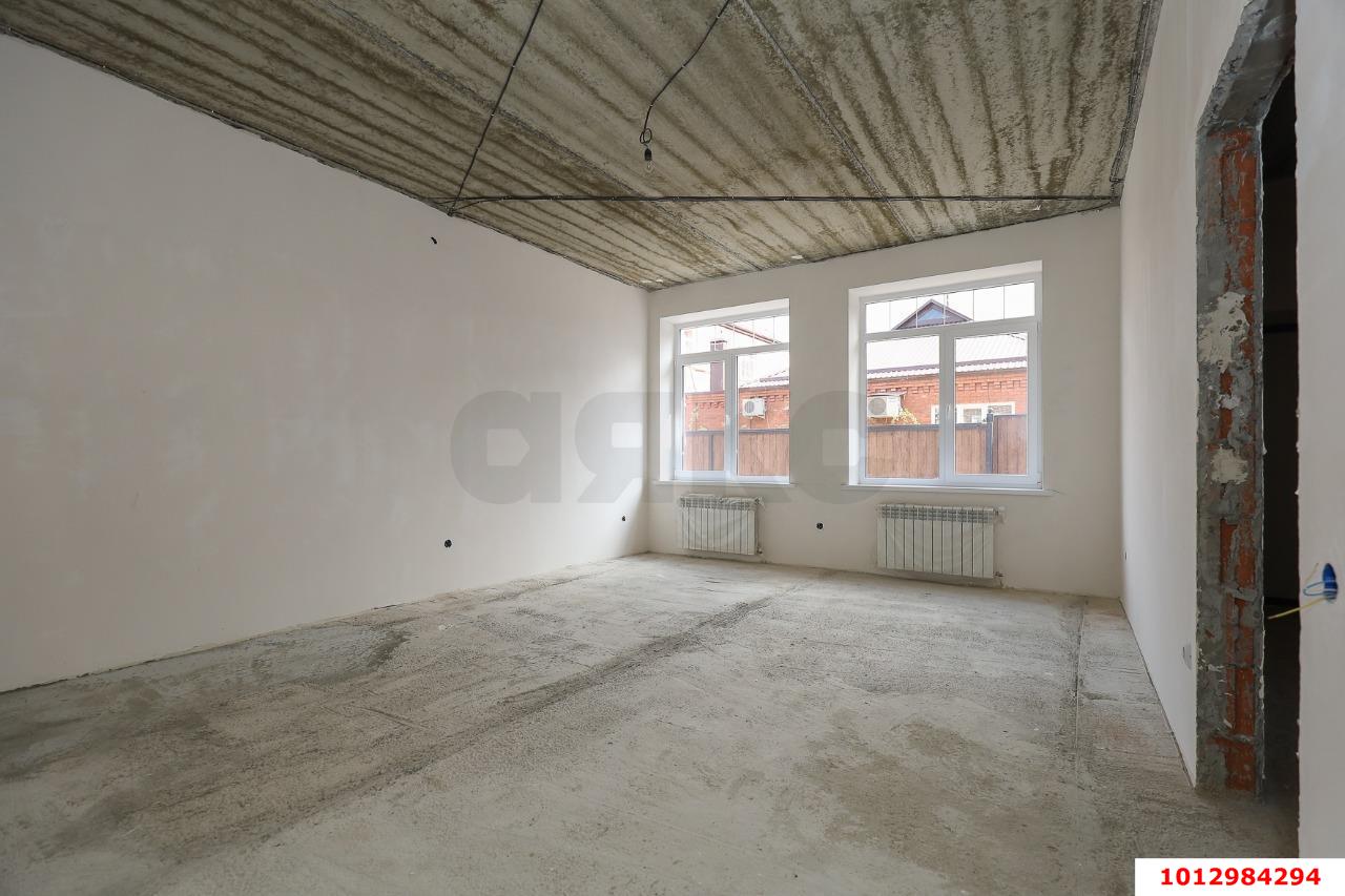 Фото №6: Дом 236&nbsp;м² + 4&nbsp;сот., 3&nbsp;эт. - Краснодар, Западный внутригородской округ, мкр. Фестивальный, пер. Тимашевский, 16