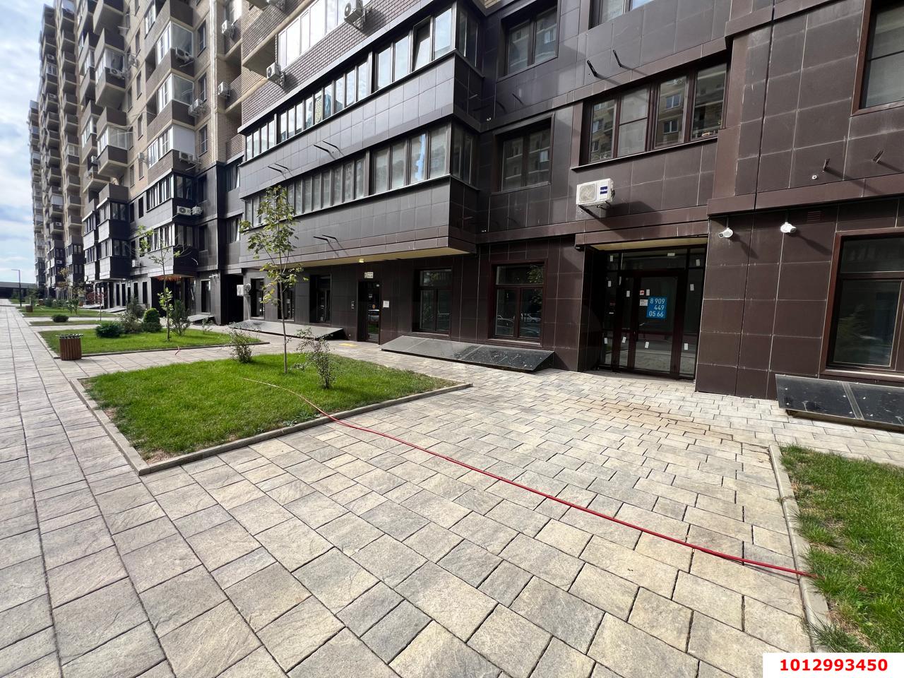 Фото №4: Торговое помещение 53&nbsp;м², 1/16&nbsp;эт. - Краснодар, Прикубанский внутригородской округ, мкр. жилой комплекс Ракурс, ул. имени Героя Ростовского, 8к7