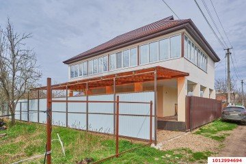 Фото №1: Дом 185 м² + 4.12 сот., 2 эт. - Виктория, мкр. Прикубанский внутригородской округ, ул. Мичуринская, 187