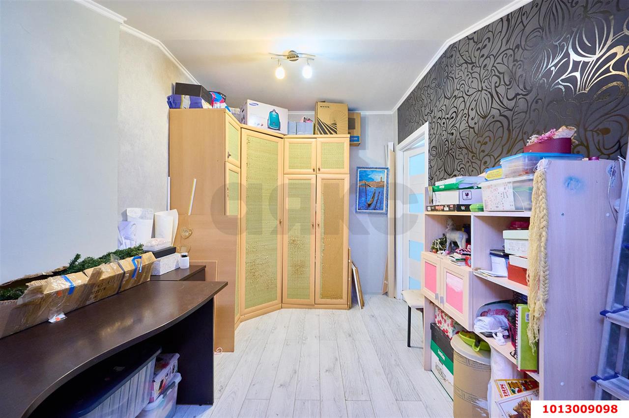 Фото №8: 3-комнатная квартира 67&nbsp;м², 5/5&nbsp;эт. - Краснодар, Прикубанский внутригородской округ, мкр. Музыкальный, ул. имени Сергея Есенина, 113