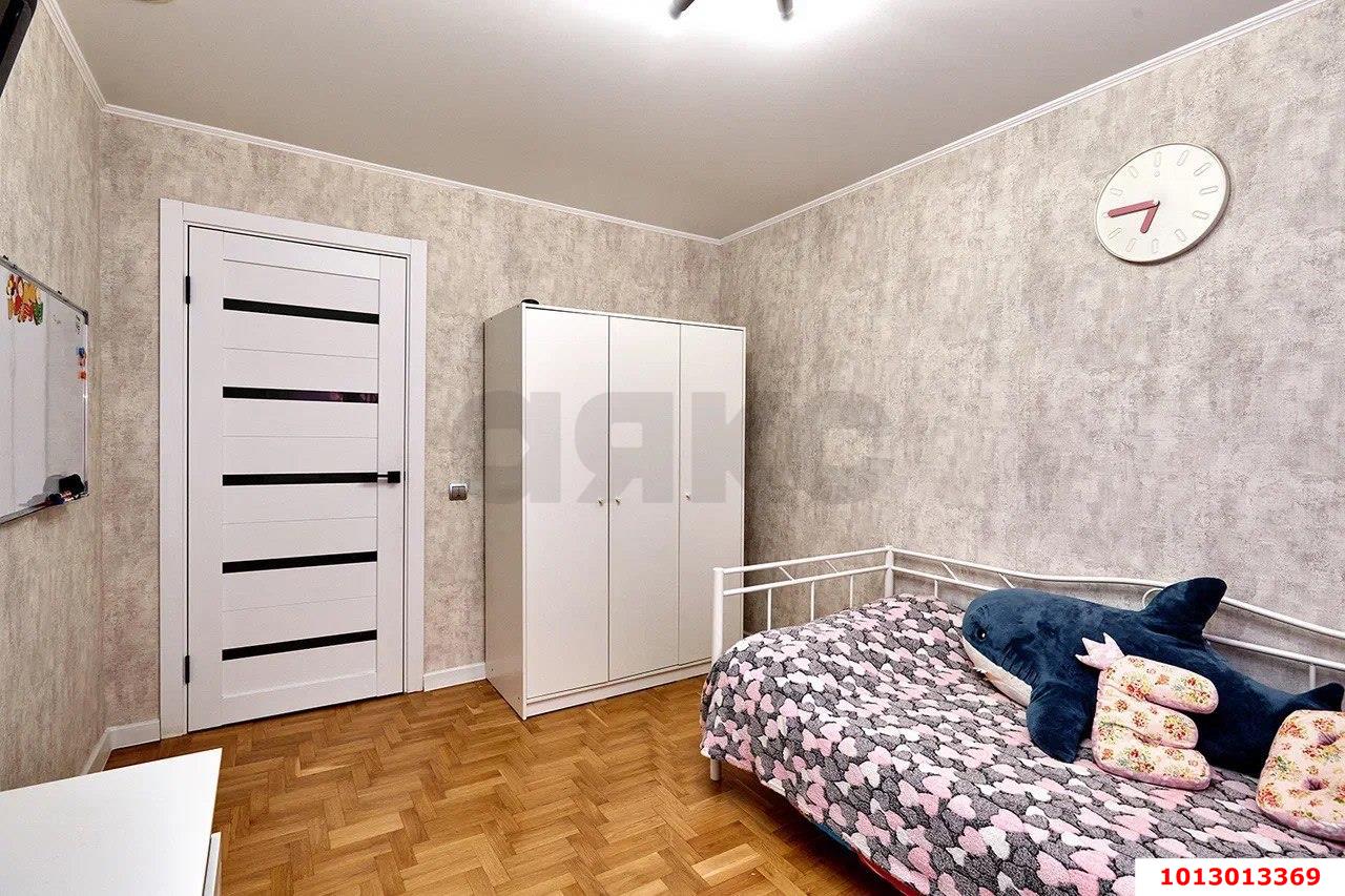 Фото №11: 2-комнатная квартира 55&nbsp;м², 2/5&nbsp;эт. - Краснодар, Прикубанский внутригородской округ, Калинино, мкр. Завод Радиоизмерительных Приборов, ул. Российская, 446/6