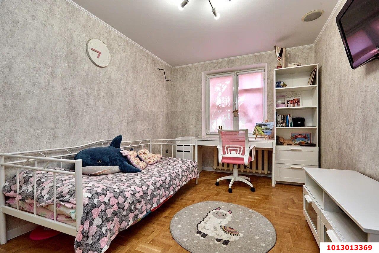 Фото №10: 2-комнатная квартира 55&nbsp;м², 2/5&nbsp;эт. - Краснодар, Прикубанский внутригородской округ, Калинино, мкр. Завод Радиоизмерительных Приборов, ул. Российская, 446/6