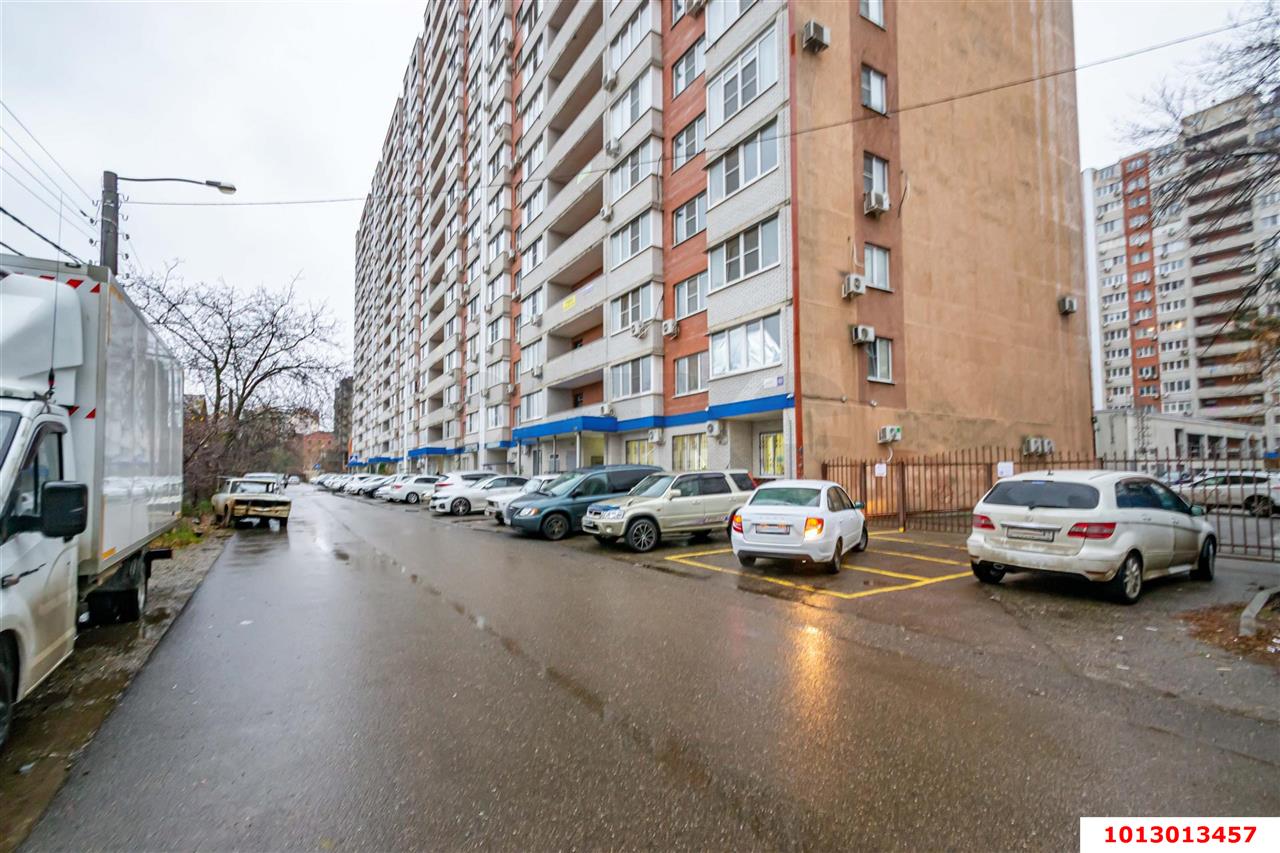 Фото №3: Офисное помещение 26&nbsp;м², 18&nbsp;эт. - Краснодар, Центральный внутригородской округ, ЖК Покровский, мкр. Центральный, ул. Фабричная, 10