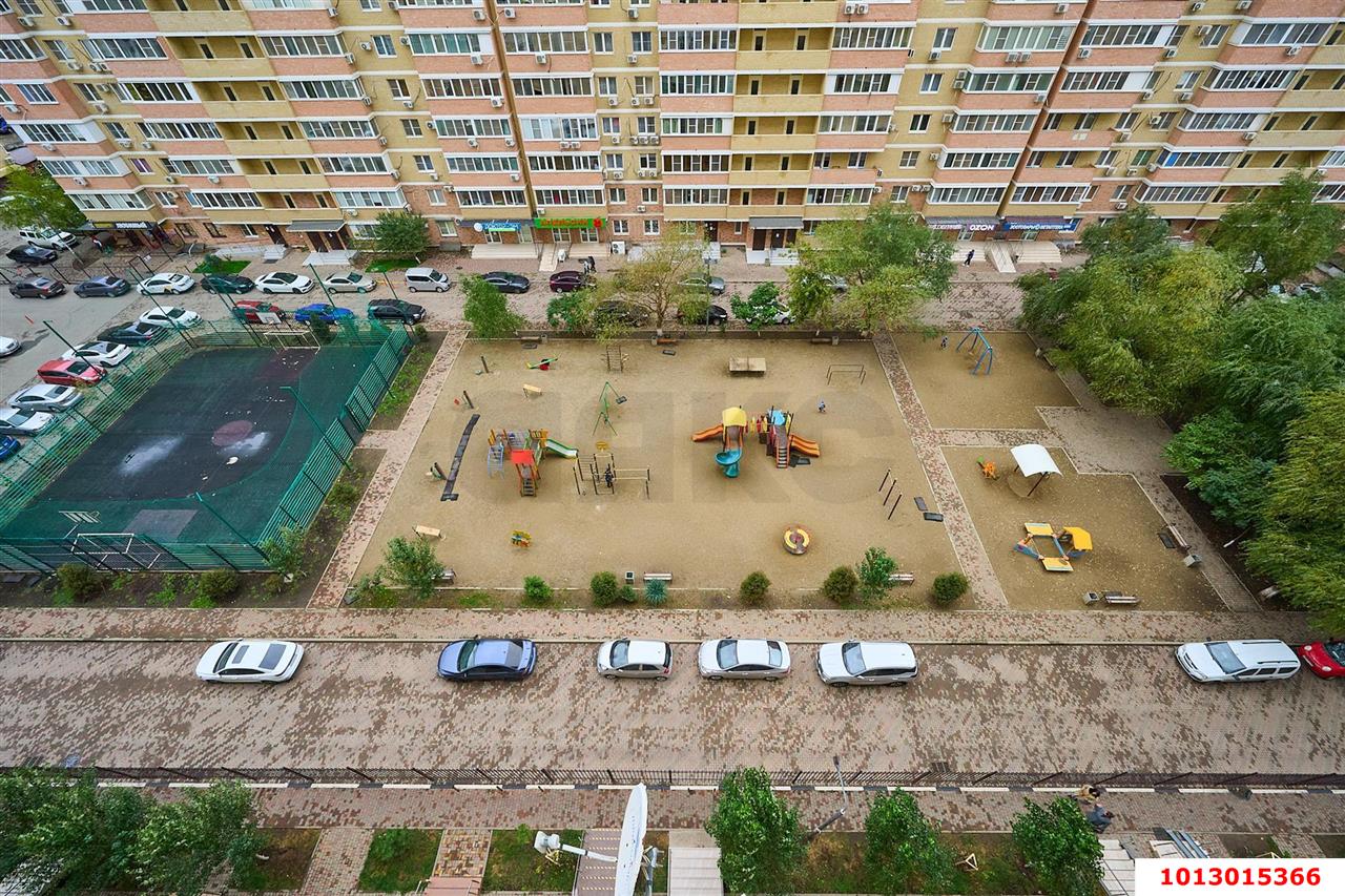 Фото №2: 1-комнатная квартира 45&nbsp;м², 3/17&nbsp;эт. - Краснодар, Прикубанский внутригородской округ, Музыкальный, ЖК Времена Года, мкр. имени Петра Метальникова, ул. Петра Метальникова, 5