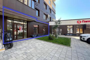 Фото №1: Торговое помещение 128 м², 1/16 эт. - Краснодар, мкр. жилой комплекс Ракурс, ул. имени Героя Ростовского, 8к4