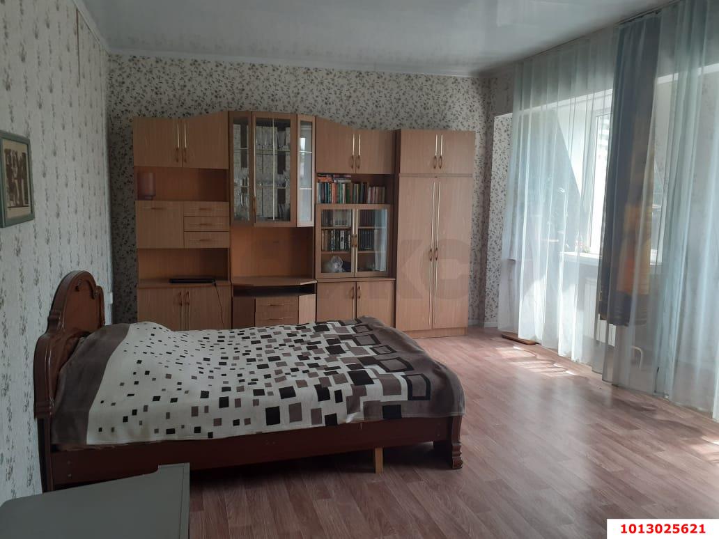 Фото №5: Дом 206&nbsp;м² + 1&nbsp;сот., 3&nbsp;эт. - Краснодар, Западный внутригородской округ, мкр. Центральный, ул. Фрунзе, 148