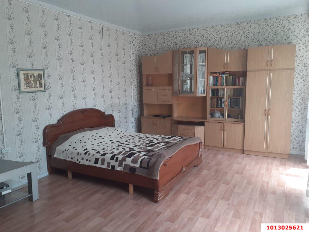 Фото №4: Дом 206&nbsp;м² + 1&nbsp;сот., 3&nbsp;эт. - Краснодар, Западный внутригородской округ, мкр. Центральный, ул. Фрунзе, 148