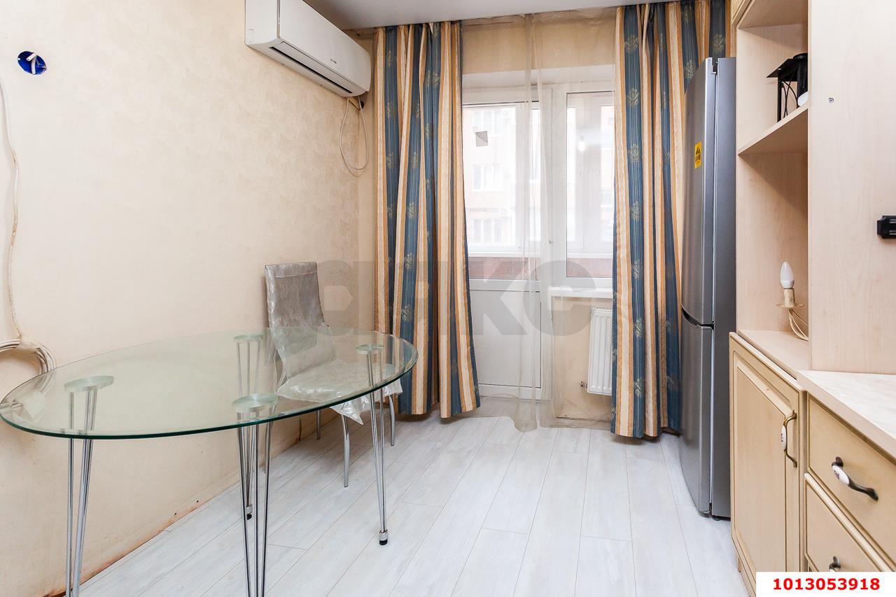 Фото №2: 2-комнатная квартира 49&nbsp;м², 1/5&nbsp;эт. - Краснодар, Прикубанский внутригородской округ, мкр. Музыкальный, ул. имени С.В. Рахманинова, 17