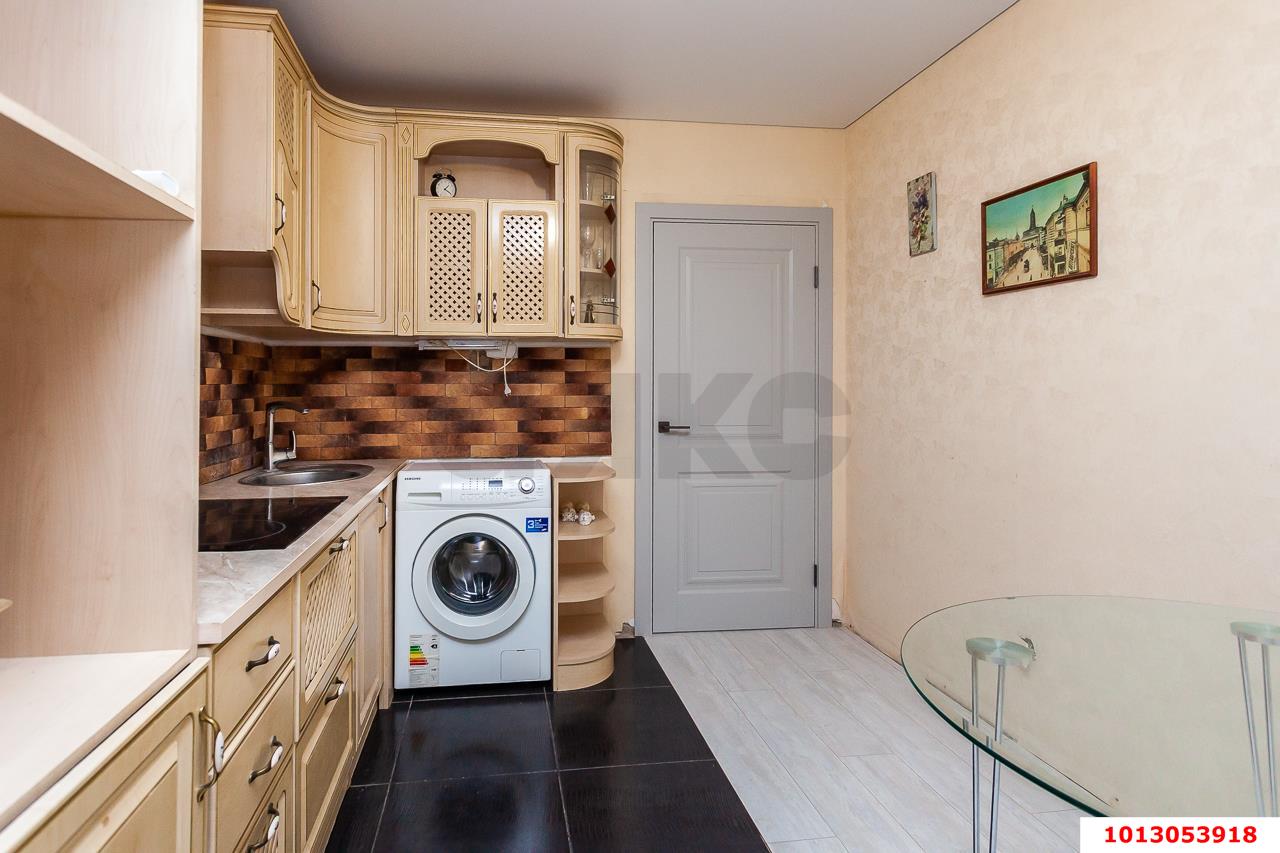 Фото №3: 2-комнатная квартира 49&nbsp;м², 1/5&nbsp;эт. - Краснодар, Прикубанский внутригородской округ, мкр. Музыкальный, ул. имени С.В. Рахманинова, 17