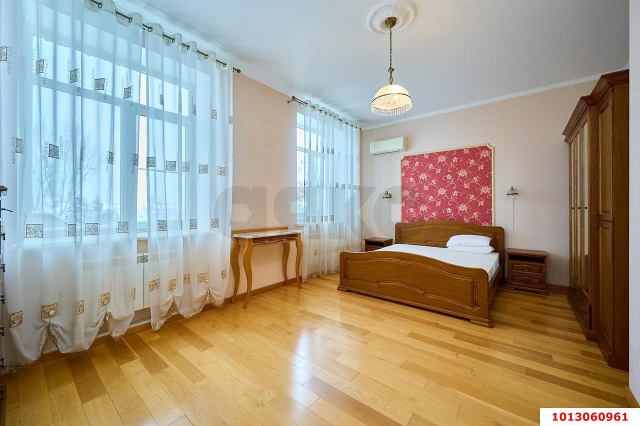 Фото №11: Дом 268&nbsp;м² + 16.5&nbsp;сот., 3&nbsp;эт. - Елизаветинская, мкр. Прикубанский внутригородской округ, пр-д Пролетарский, 4