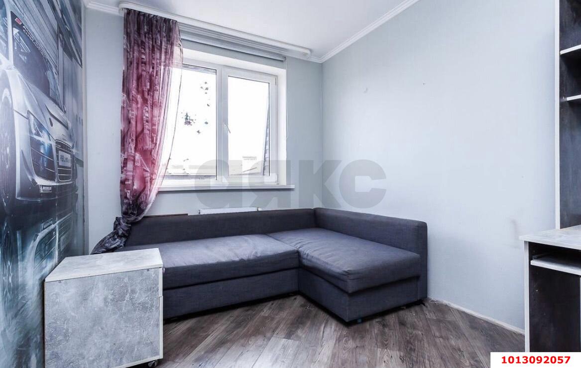 Фото №4: 3-комнатная квартира 56&nbsp;м², 7/7&nbsp;эт. - Краснодар, Прикубанский внутригородской округ, мкр. Музыкальный, ул. имени С.В. Рахманинова, 21к1