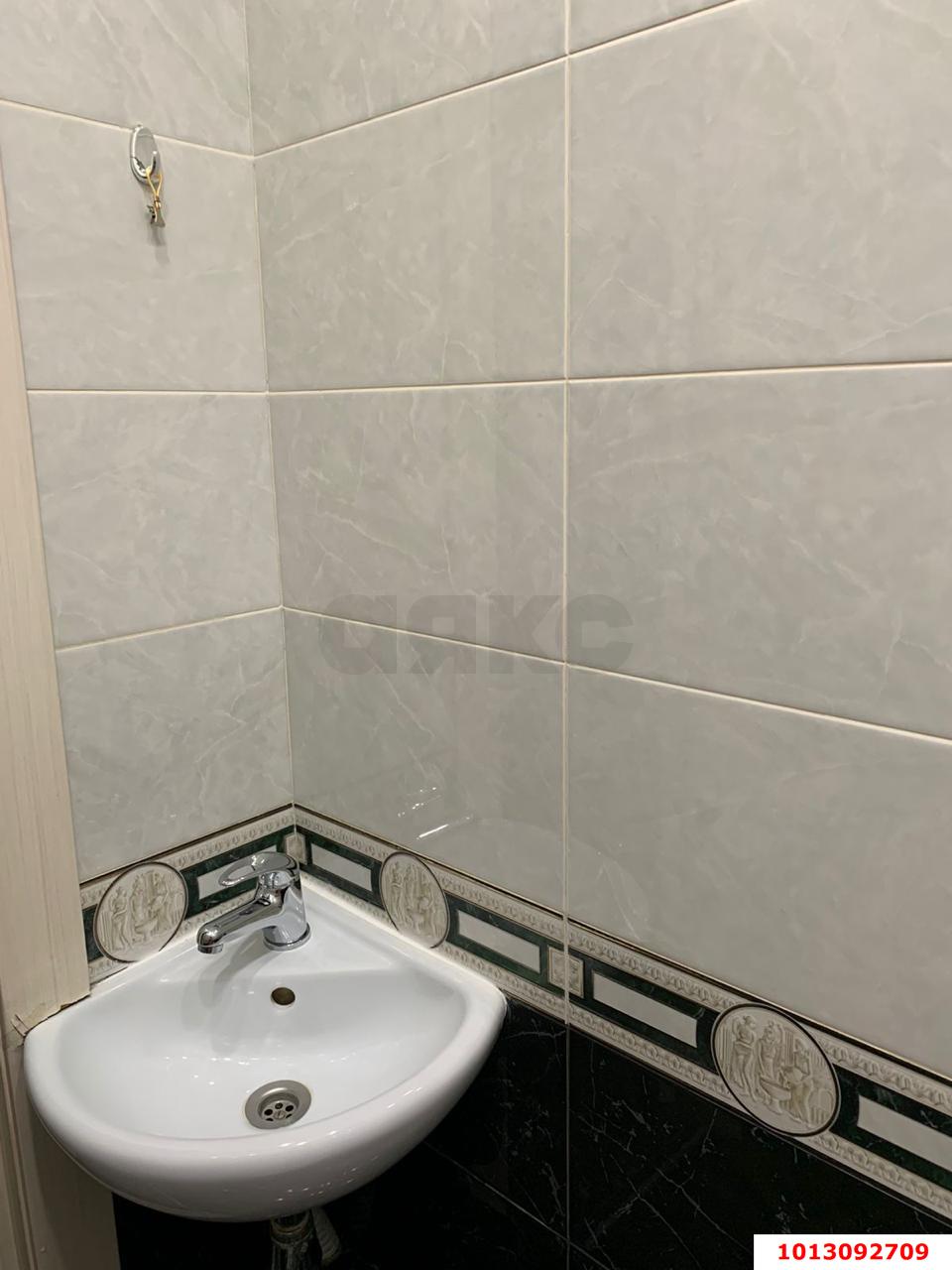 Фото №9: 2-комнатная квартира 72&nbsp;м², 8/18&nbsp;эт. - Краснодар, Прикубанский внутригородской округ, мкр. 9-й километр, пр-д Репина, 5