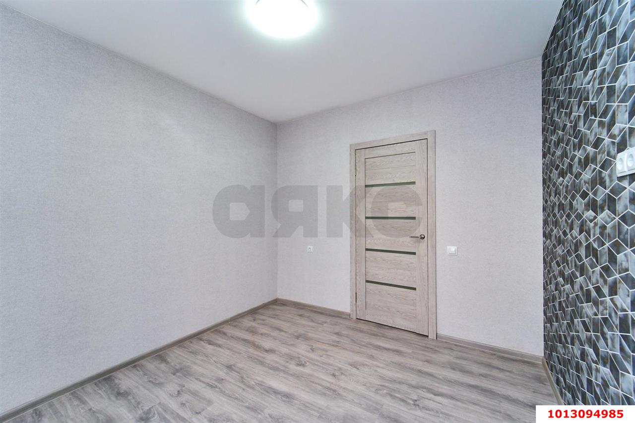 Фото №7: 1-комнатная квартира 32&nbsp;м², 5/5&nbsp;эт. - Краснодар, Прикубанский внутригородской округ, мкр. 9-й километр, ул. Лазурная, 68