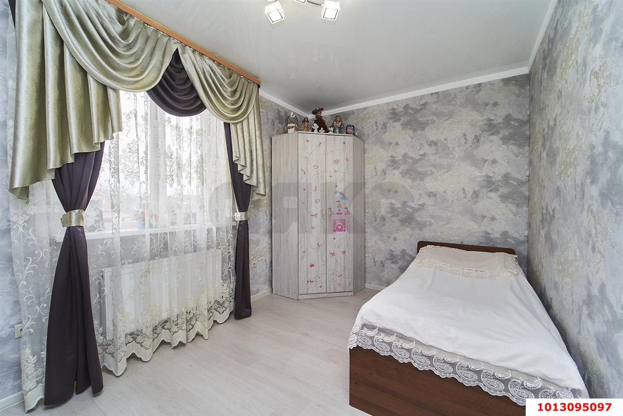 Фото №15: Дом 224&nbsp;м² + 4.1&nbsp;сот., 2&nbsp;эт. - Знаменский, Карасунский внутригородской округ, мкр. СТ Рассвет, ул. Северная, 20