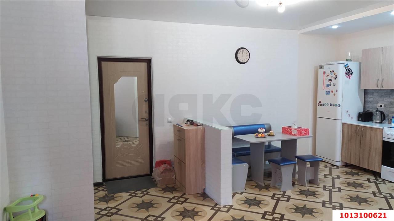Фото №9: 2-комнатная квартира 75&nbsp;м², 1/9&nbsp;эт. - Краснодар, Прикубанский внутригородской округ, мкр. Музыкальный, ул. имени Мусоргского М.П., 6/1