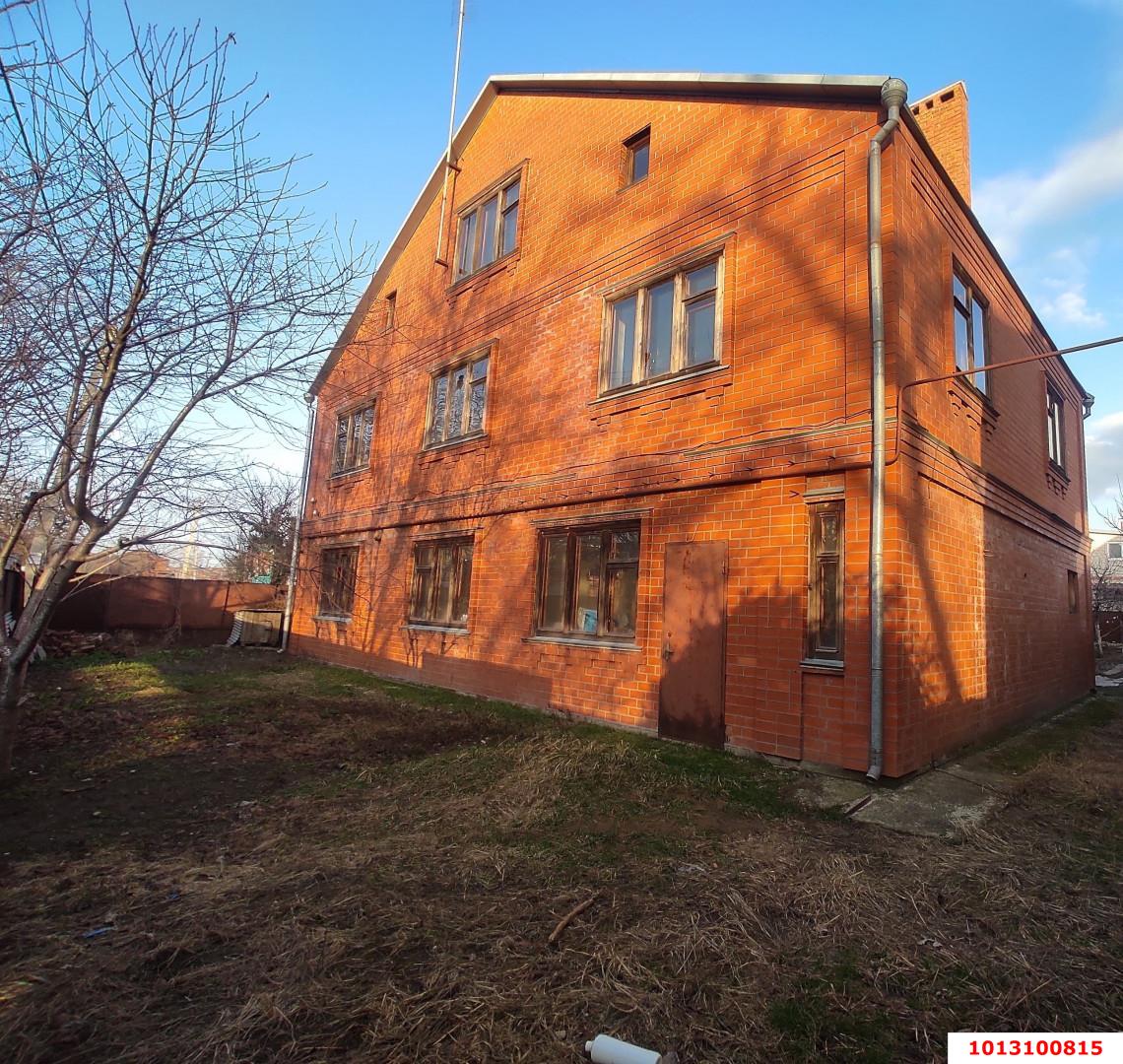Фото №3: Дом 325&nbsp;м² + 7&nbsp;сот., 3&nbsp;эт. - Краснодар, Прикубанский внутригородской округ, Калинино, Завод Радиоизмерительных Приборов, Ростовское Шоссе, ж/м Тополиный, ул. Компрессорная, 2