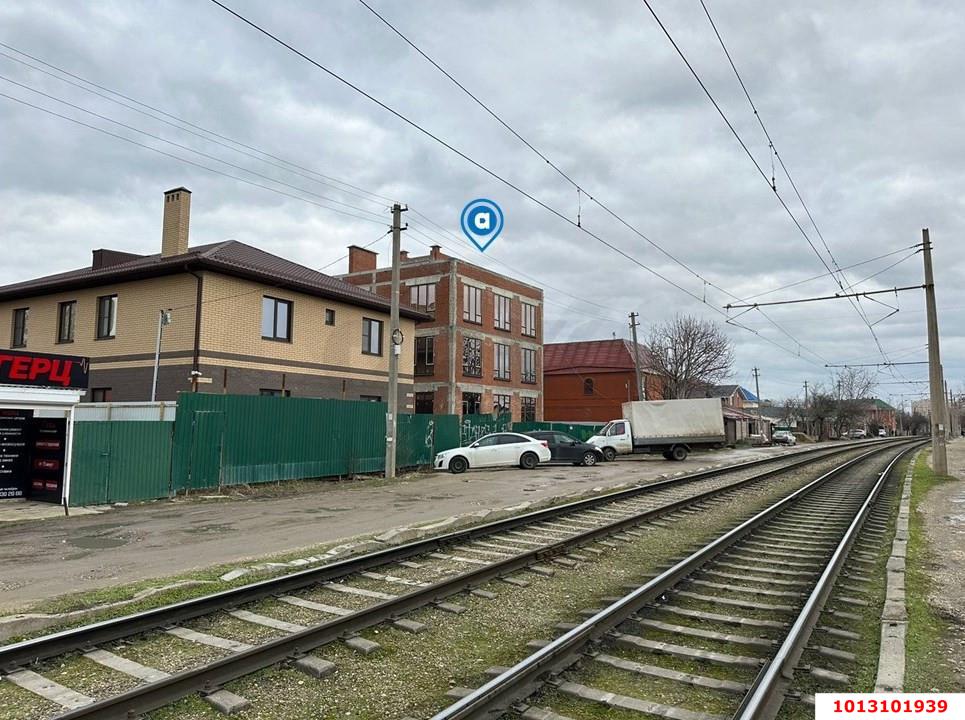 Фото №2: Торговое помещение 380&nbsp;м², 1/3&nbsp;эт. - Краснодар, Прикубанский внутригородской округ, мкр. 40 лет Победы, ул. Декабристов, 66