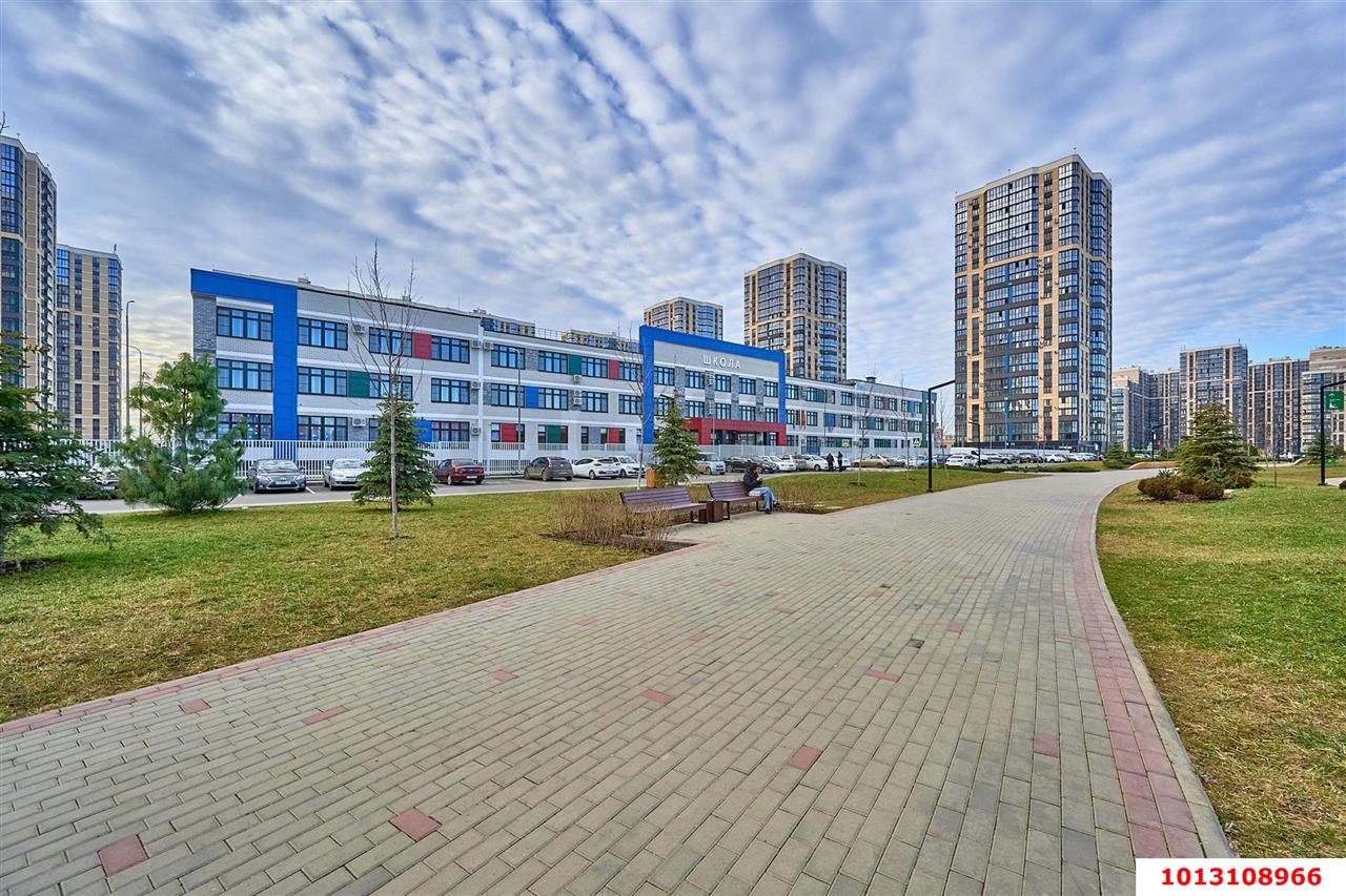 Фото №12: 2-комнатная квартира 63&nbsp;м², 17/24&nbsp;эт. - Краснодар, Прикубанский внутригородской округ, мкр. Любимово, 2