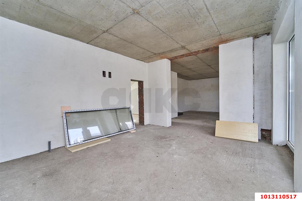 Фото №5: Дом 304&nbsp;м² + 10&nbsp;сот., 2&nbsp;эт. - Краснодар, Прикубанский внутригородской округ, мкр. 2-я Площадка, ул. Генеральная, 19