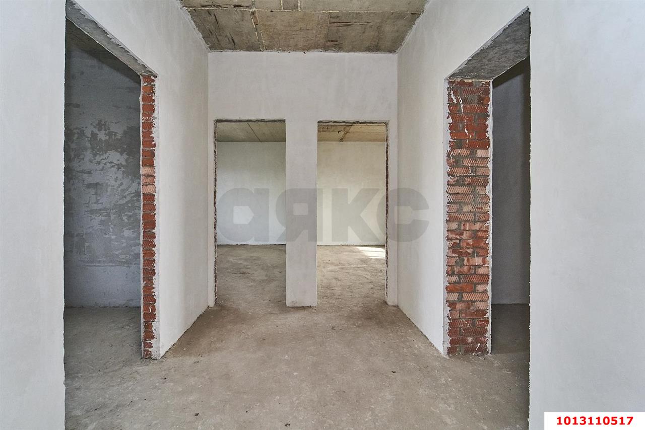 Фото №7: Дом 304&nbsp;м² + 10&nbsp;сот., 2&nbsp;эт. - Краснодар, Прикубанский внутригородской округ, мкр. 2-я Площадка, ул. Генеральная, 19