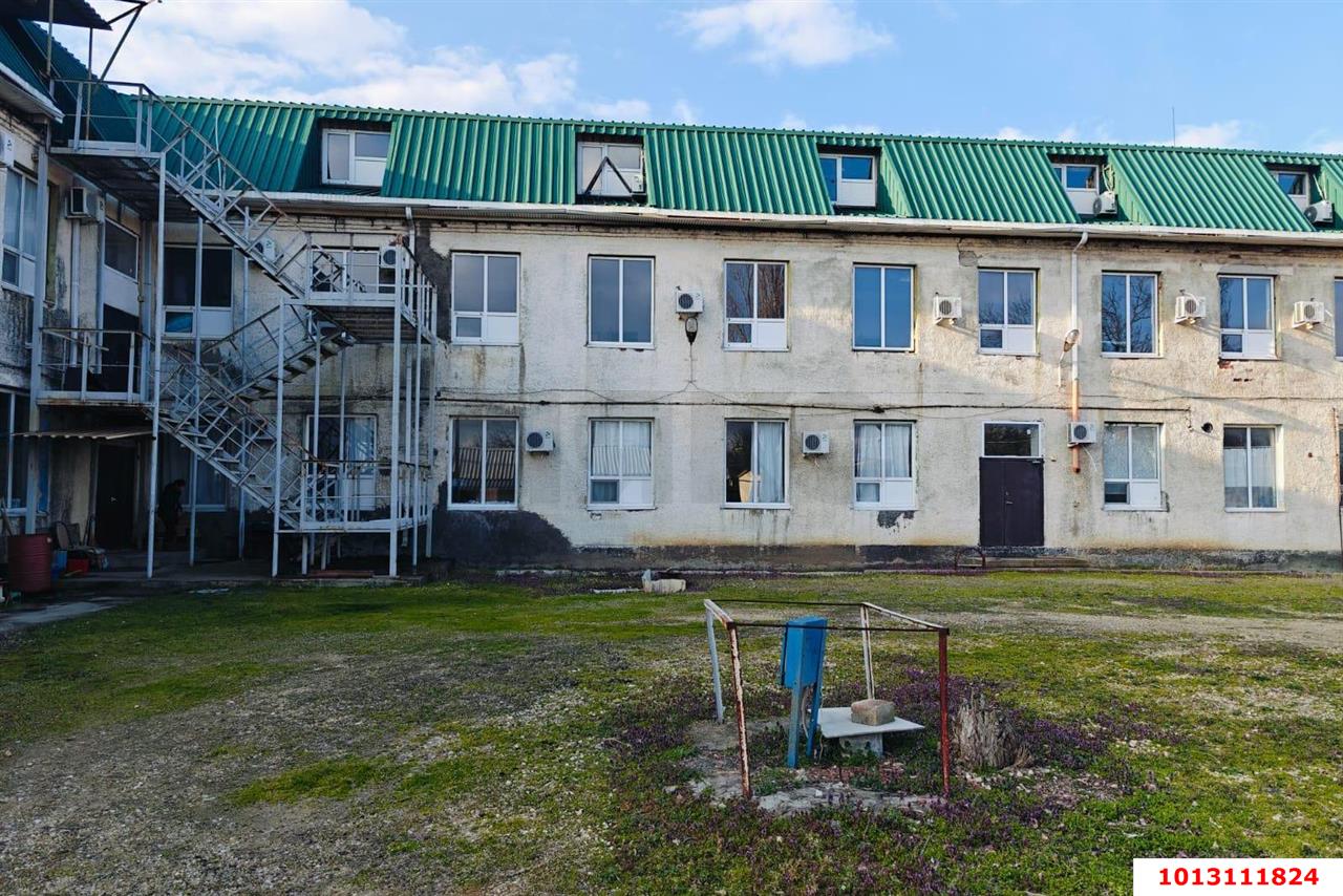 Фото №13: Отдельное здание 2200&nbsp;м², 1/3&nbsp;эт. - Варениковская, ул. Карла Маркса, 116