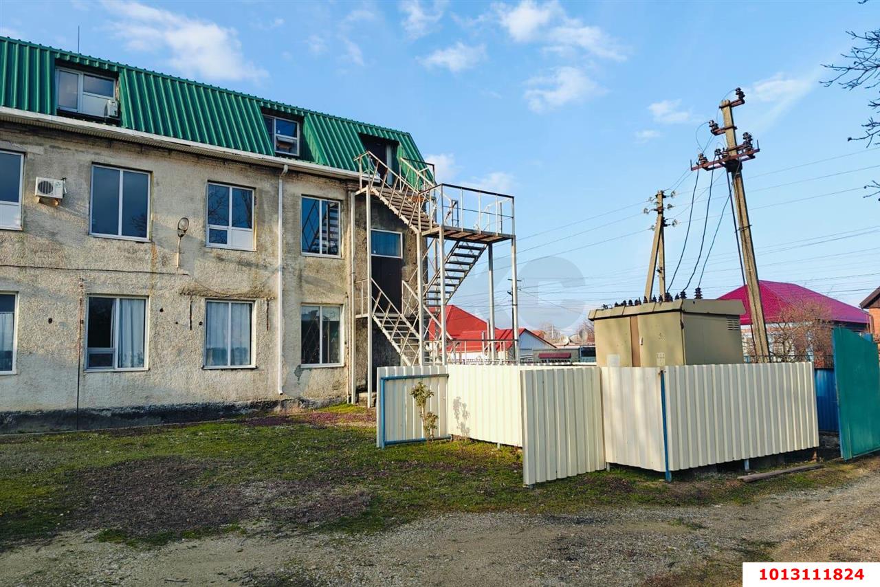 Фото №12: Отдельное здание 2200&nbsp;м², 1/3&nbsp;эт. - Варениковская, ул. Карла Маркса, 116