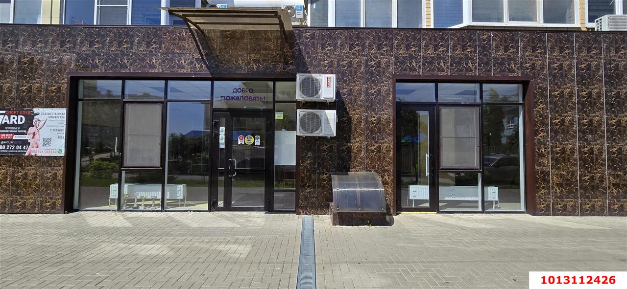 Фото №2: Торговое помещение 54&nbsp;м², 1/13&nbsp;эт. - Краснодар, Прикубанский внутригородской округ, Славянский, мкр. Светлоград, ул. Красных Партизан, 1/4к11