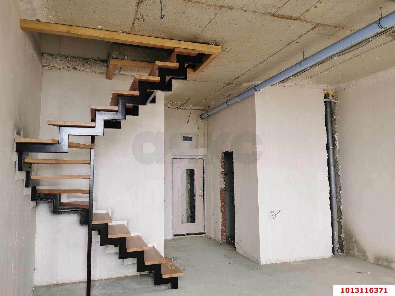 Фото №1: Пентхаус 80&nbsp;м², 19/20&nbsp;эт. - Краснодар, Прикубанский внутригородской округ, жилой комплекс Мозаика, ж/м имени Демьяна Бедного, ул. Степная, 1/1