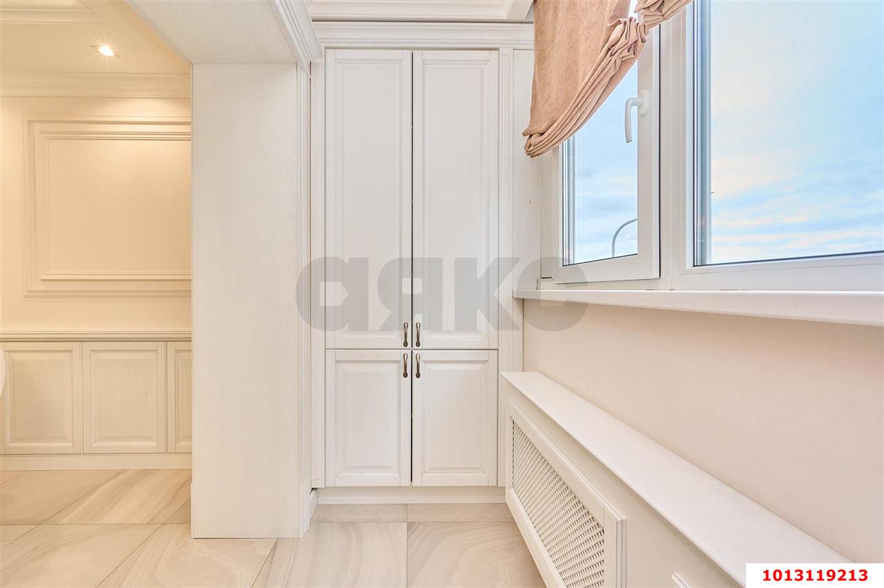 Фото №4: 2-комнатная квартира 105&nbsp;м², 3/18&nbsp;эт. - Краснодар, Центральный внутригородской округ, мкр. Центральный, ул. Промышленная, 71