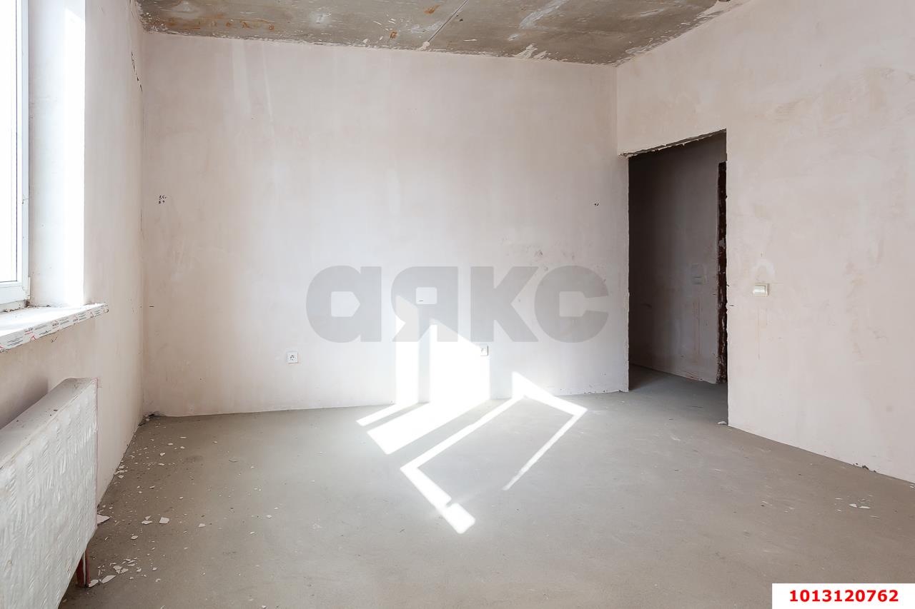 Фото №7: 2-комнатная квартира 60&nbsp;м², 1/16&nbsp;эт. - Краснодар, Западный внутригородской округ, мкр. Юбилейный, ул. 70-летия Октября, 1/2