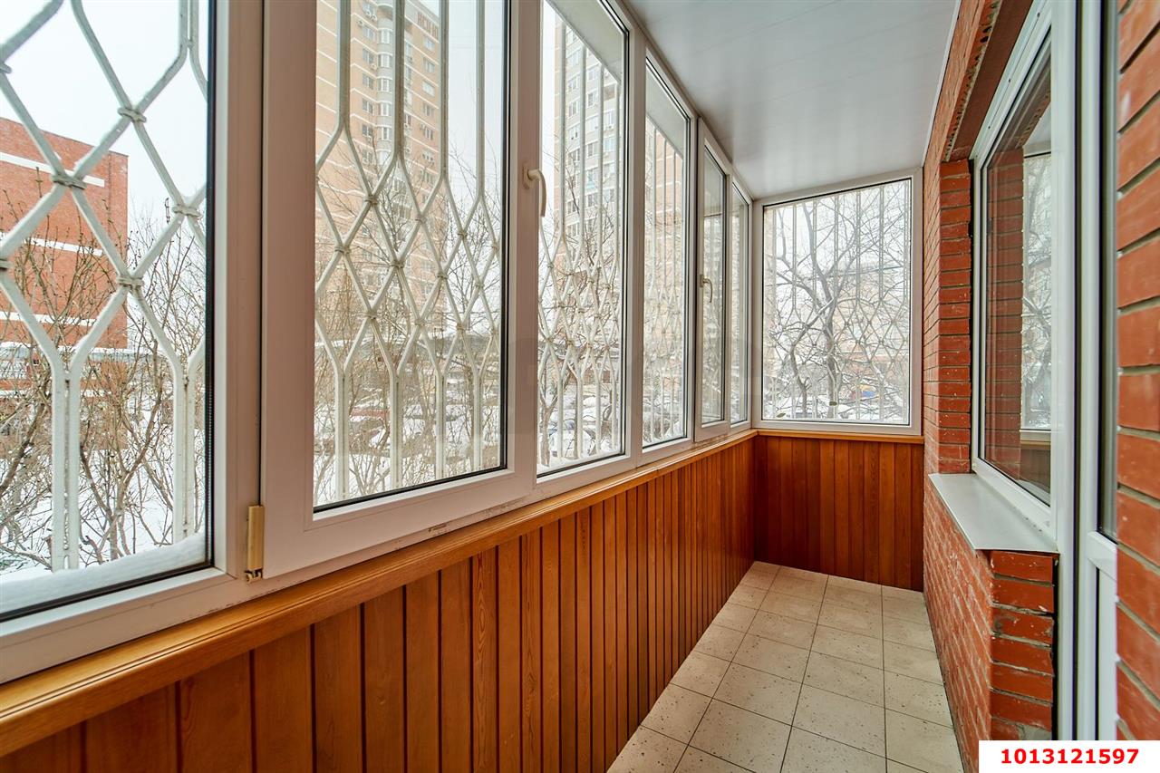Фото №12: 3-комнатная квартира 117&nbsp;м², 1/9&nbsp;эт. - Краснодар, Западный внутригородской округ, мкр. Фестивальный, ул. Гаражная, 81/6