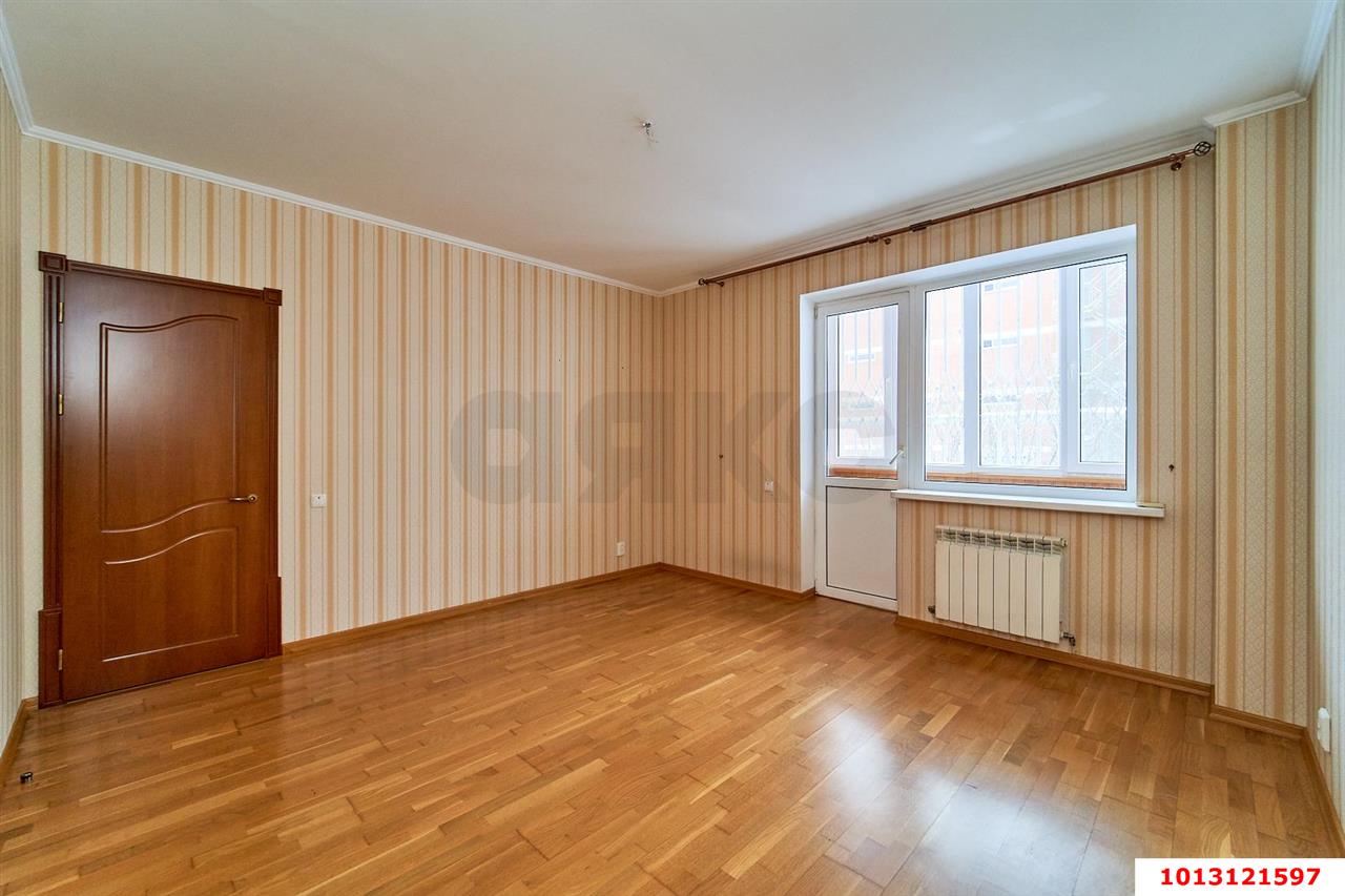 Фото №13: 3-комнатная квартира 117&nbsp;м², 1/9&nbsp;эт. - Краснодар, Западный внутригородской округ, мкр. Фестивальный, ул. Гаражная, 81/6