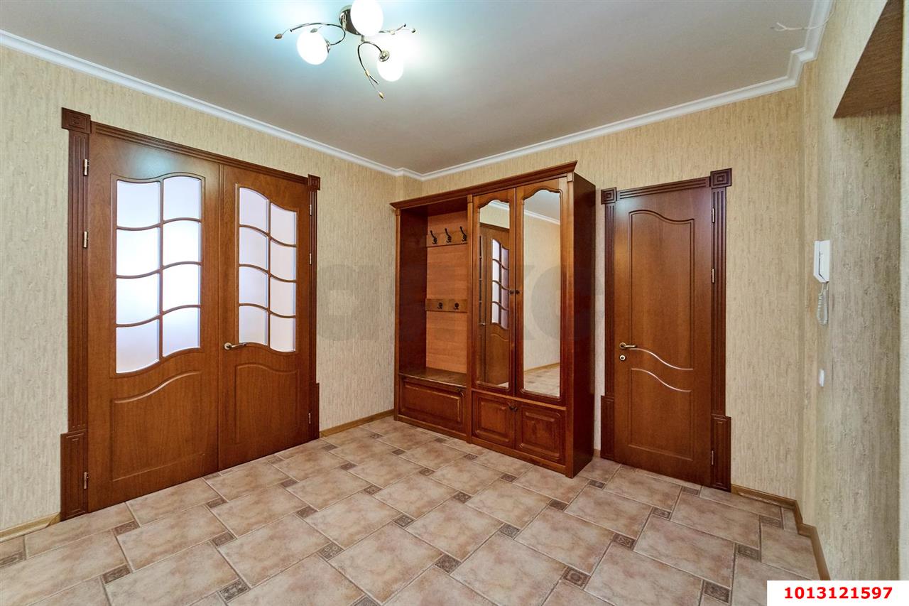 Фото №6: 3-комнатная квартира 117&nbsp;м², 1/9&nbsp;эт. - Краснодар, Западный внутригородской округ, мкр. Фестивальный, ул. Гаражная, 81/6