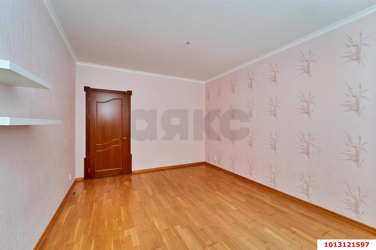 Фото №10: 3-комнатная квартира 117&nbsp;м², 1/9&nbsp;эт. - Краснодар, Западный внутригородской округ, мкр. Фестивальный, ул. Гаражная, 81/6