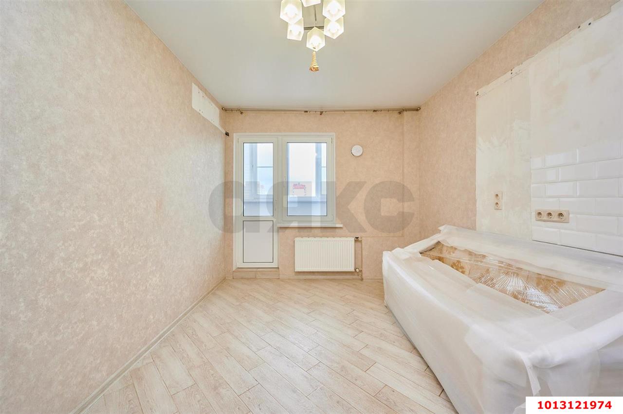 Фото №1: 3-комнатная квартира 80&nbsp;м², 9/12&nbsp;эт. - Краснодар, Прикубанский внутригородской округ, мкр. Молодёжный, ул. Дубравная, 15